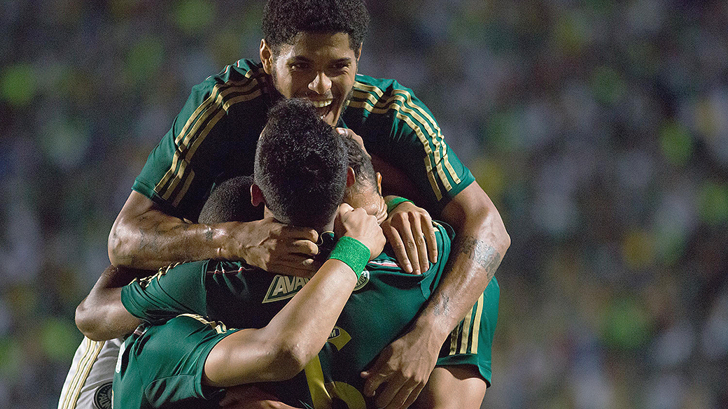 Palmeiras espanta zebra, vence Bragantino e encara Ituano na semifinal