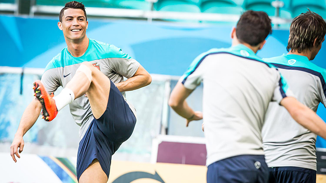 Cristiano Ronaldo durante treino da seleção de Portugal, na Arena Fonte Nova - (15/06/2014)