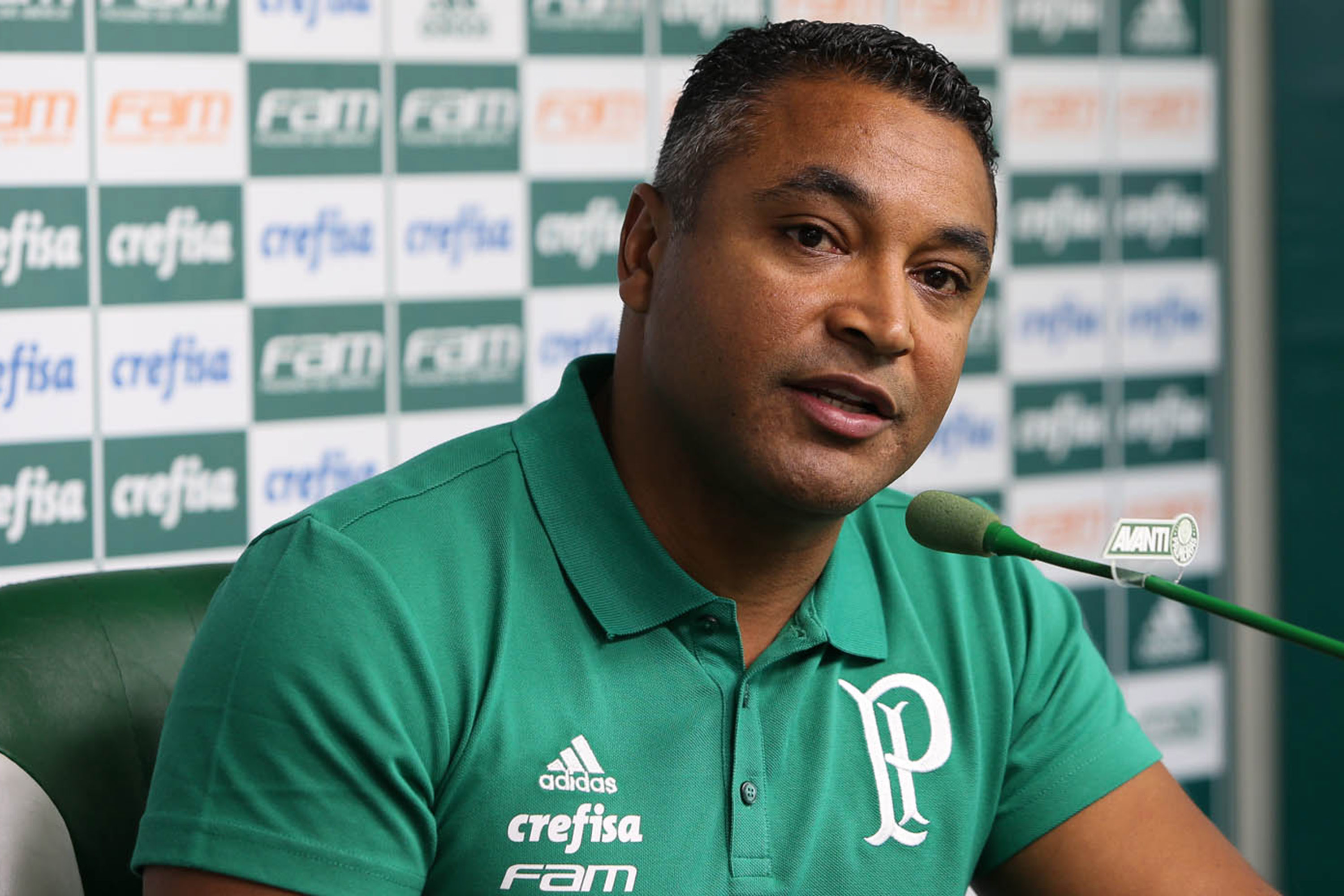 Palmeiras dispensa apoio de patrocinadora e economiza em 2018