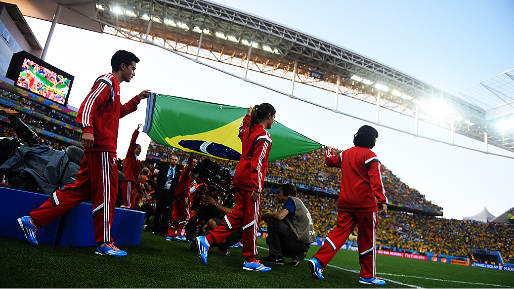 Voluntários da Fifa dizem que ainda não receberam credenciais