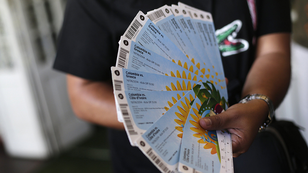 Fifa faz alerta sobre cambistas e venda ilegal de ingressos