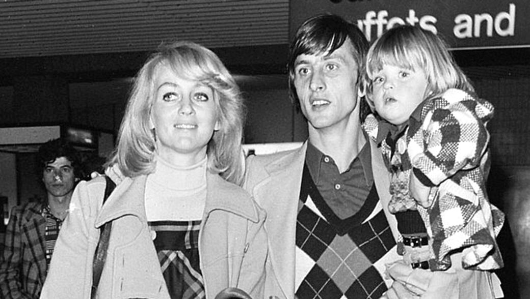 Frankfurt, 1974: Johan Cruyff com a mulher e o filho
