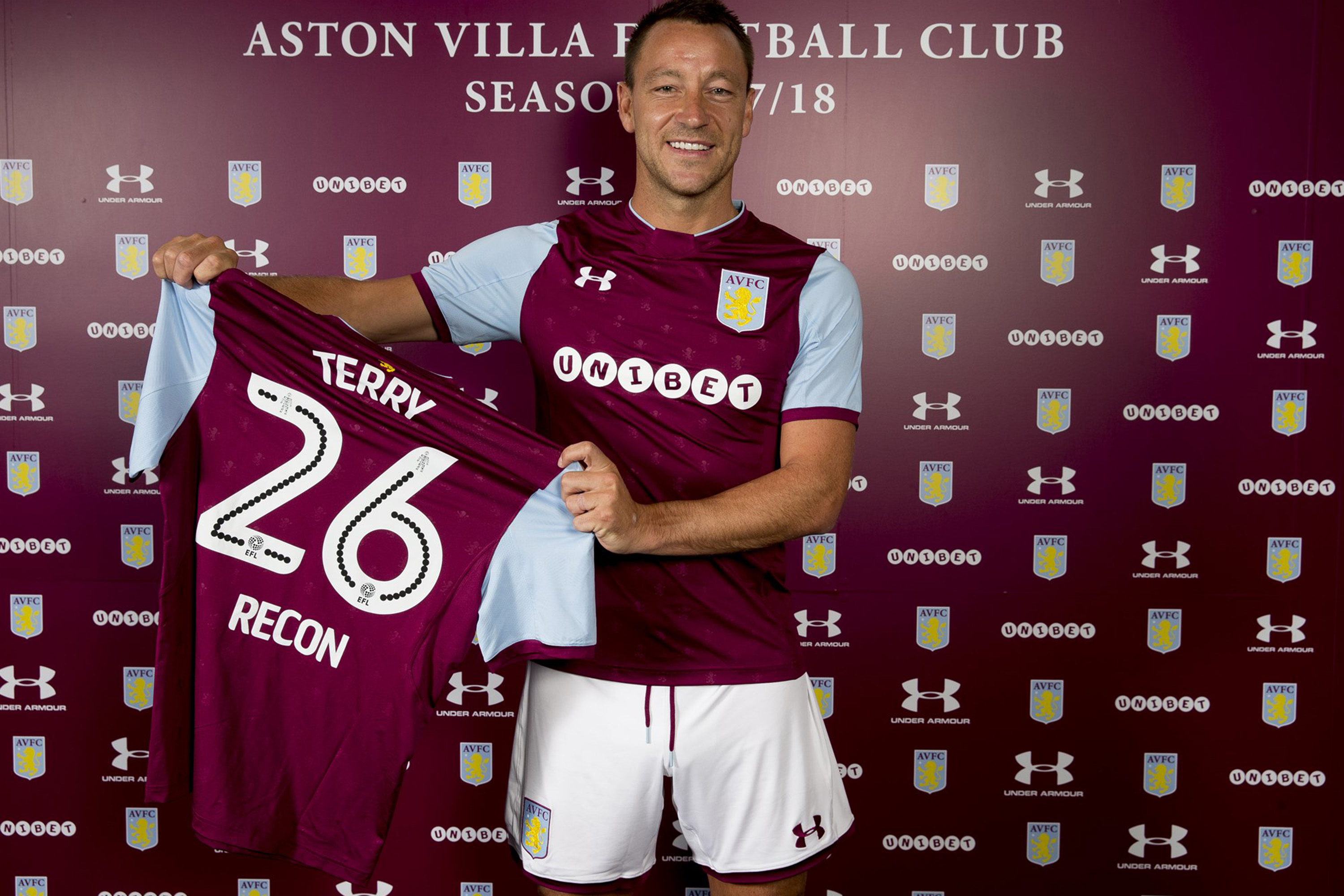 John Terry é anunciado pelo Aston Villa