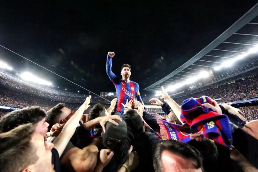 Após saída do Barcelona, torcedores colocam Messi vestindo