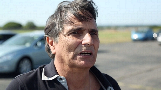 Filho diz que Nelson Piquet passa bem após operação