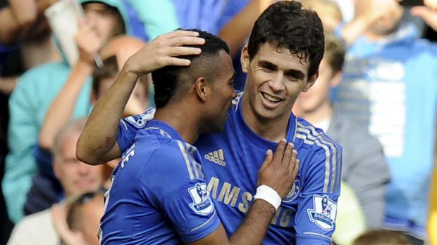 Com Oscar, Chelsea vence e mantém liderança no Inglês