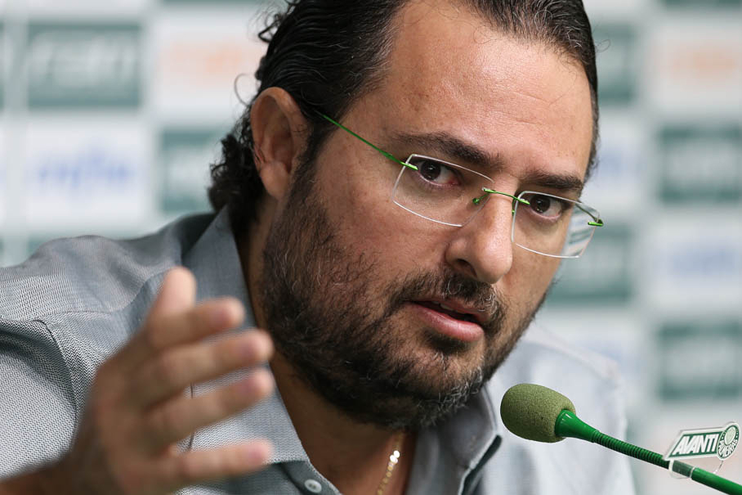 Palmeiras fará DVD e protestará na CBF contra arbitragem