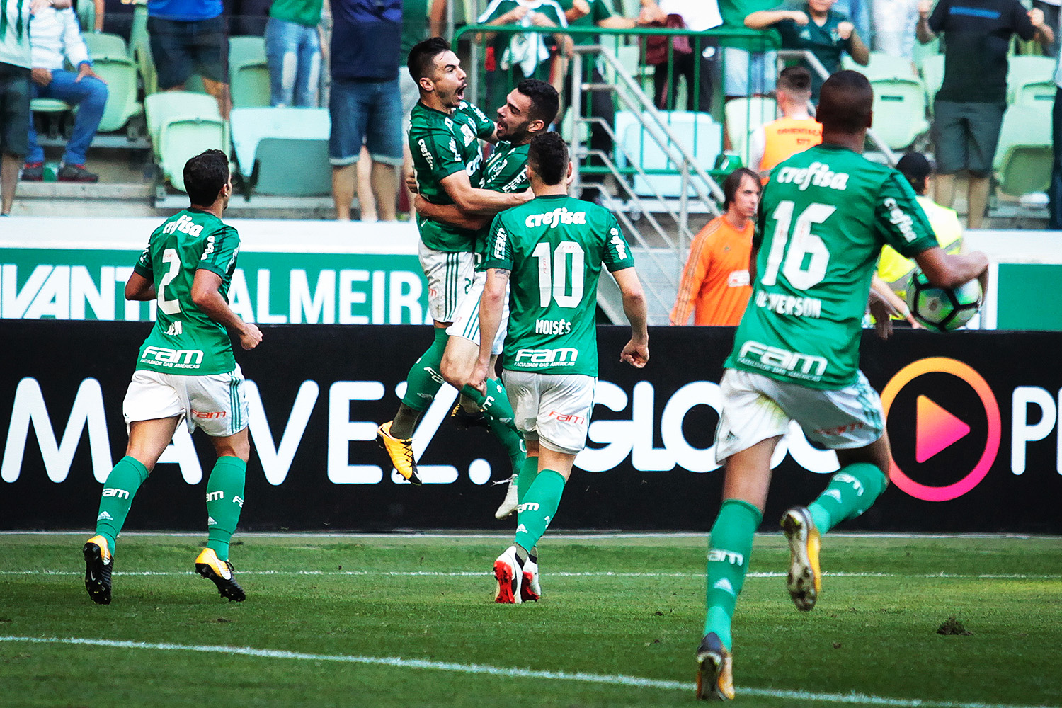 Brasileirão: Palmeiras empurra São Paulo para crise