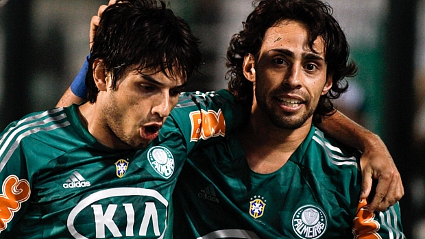 Palmeiras derrota o Sport por 3 a 1 e respira no Brasileiro