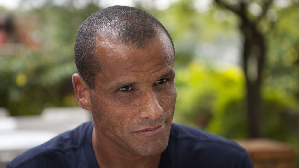 Rivaldo pode fechar Mogi Mirim por falta de dinheiro