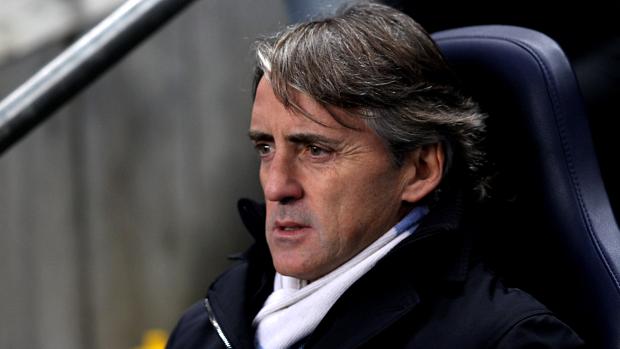 Roberto Mancini: três títulos na Inglaterra mas fracasso na Liga dos Campeões