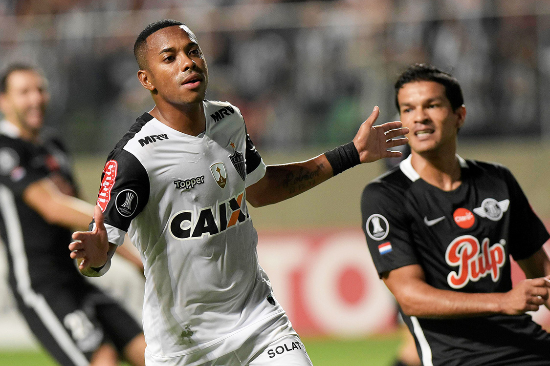 Robinho sofreu pressão por parte coletivos femininos do Atlético Mineiro -
