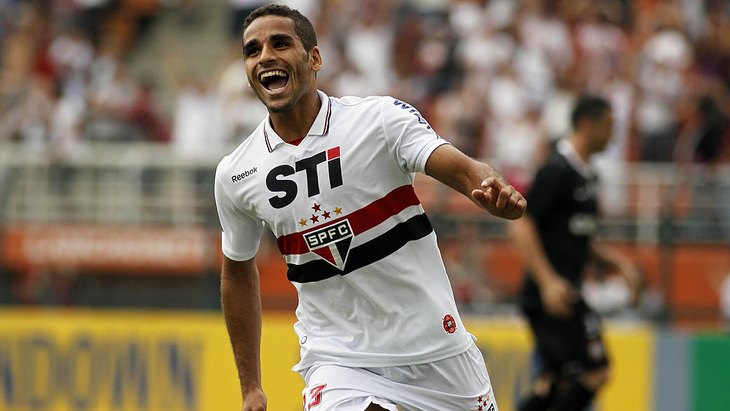 Antes do Mundial, Corinthians perde para o São Paulo