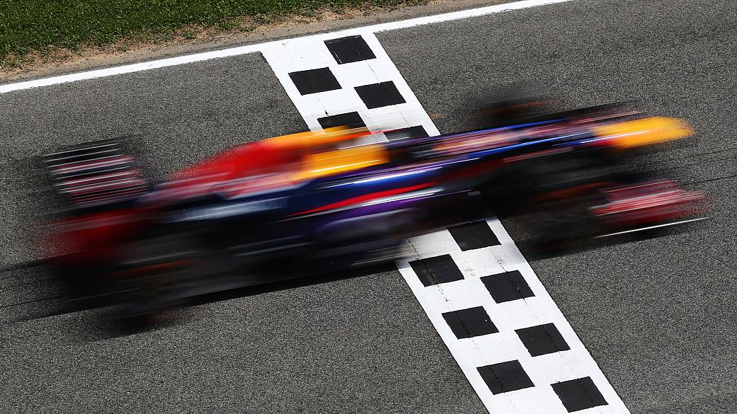 Sebastian Vettel foi o mais rápido nos treinos livres para o GP de Barcelona