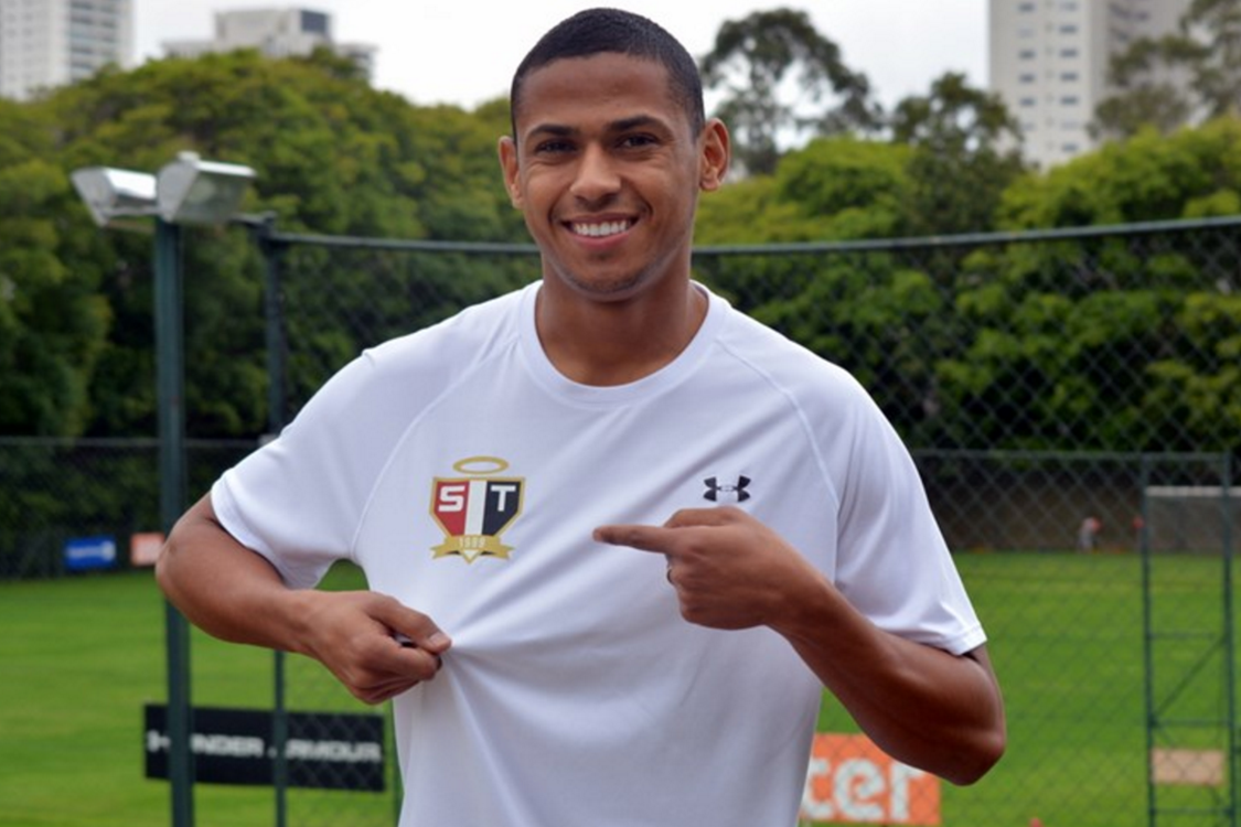 Quase dois times: São Paulo anuncia 19º reforço do ano