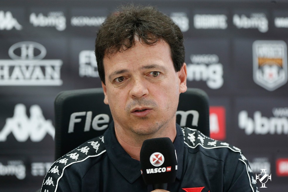 Fernando Diniz encerrou passagem no Vasco com apenas 12 jogos