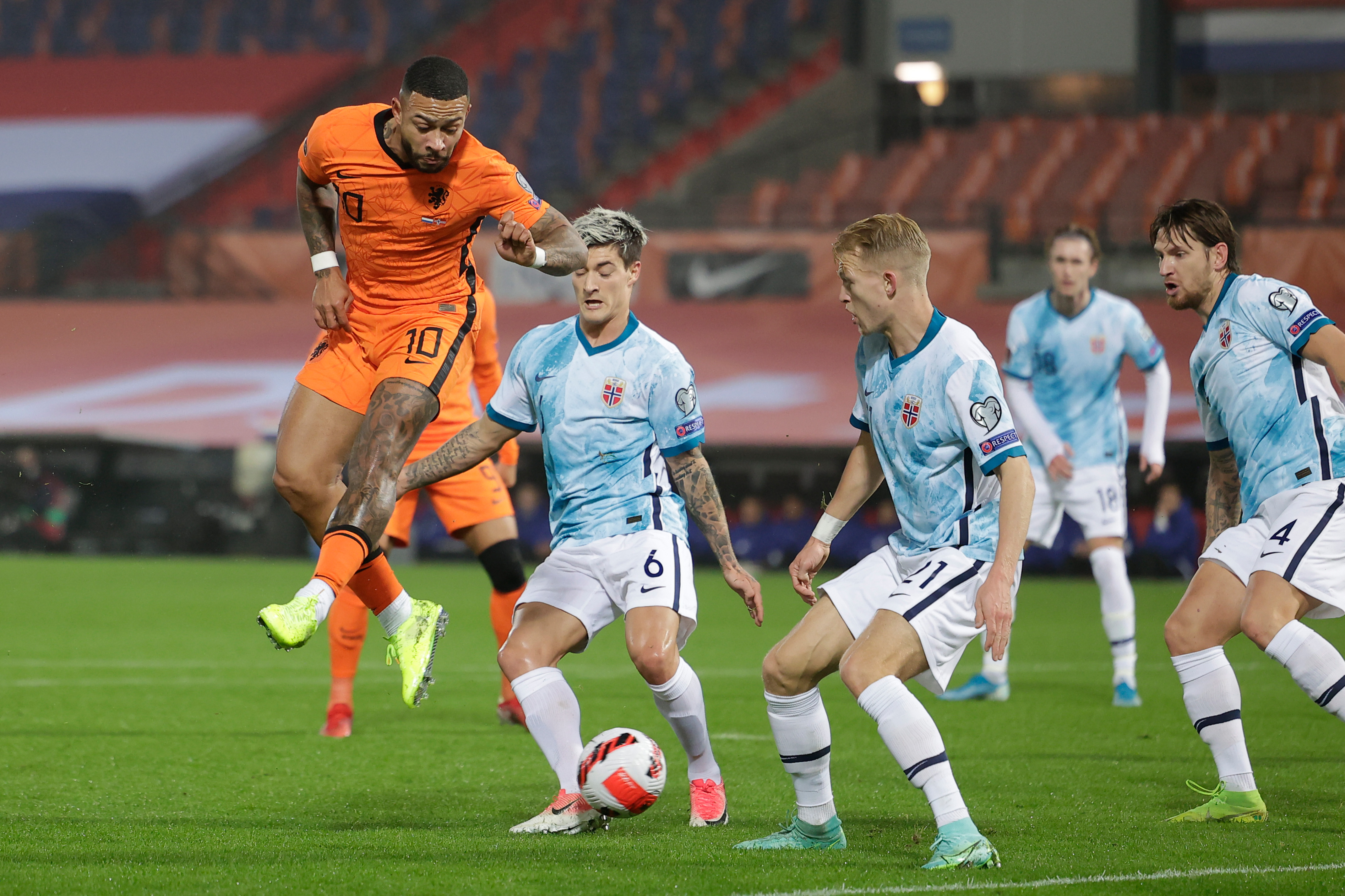 Holanda vence a Noruega e confirma classificação para a Copa do Catar