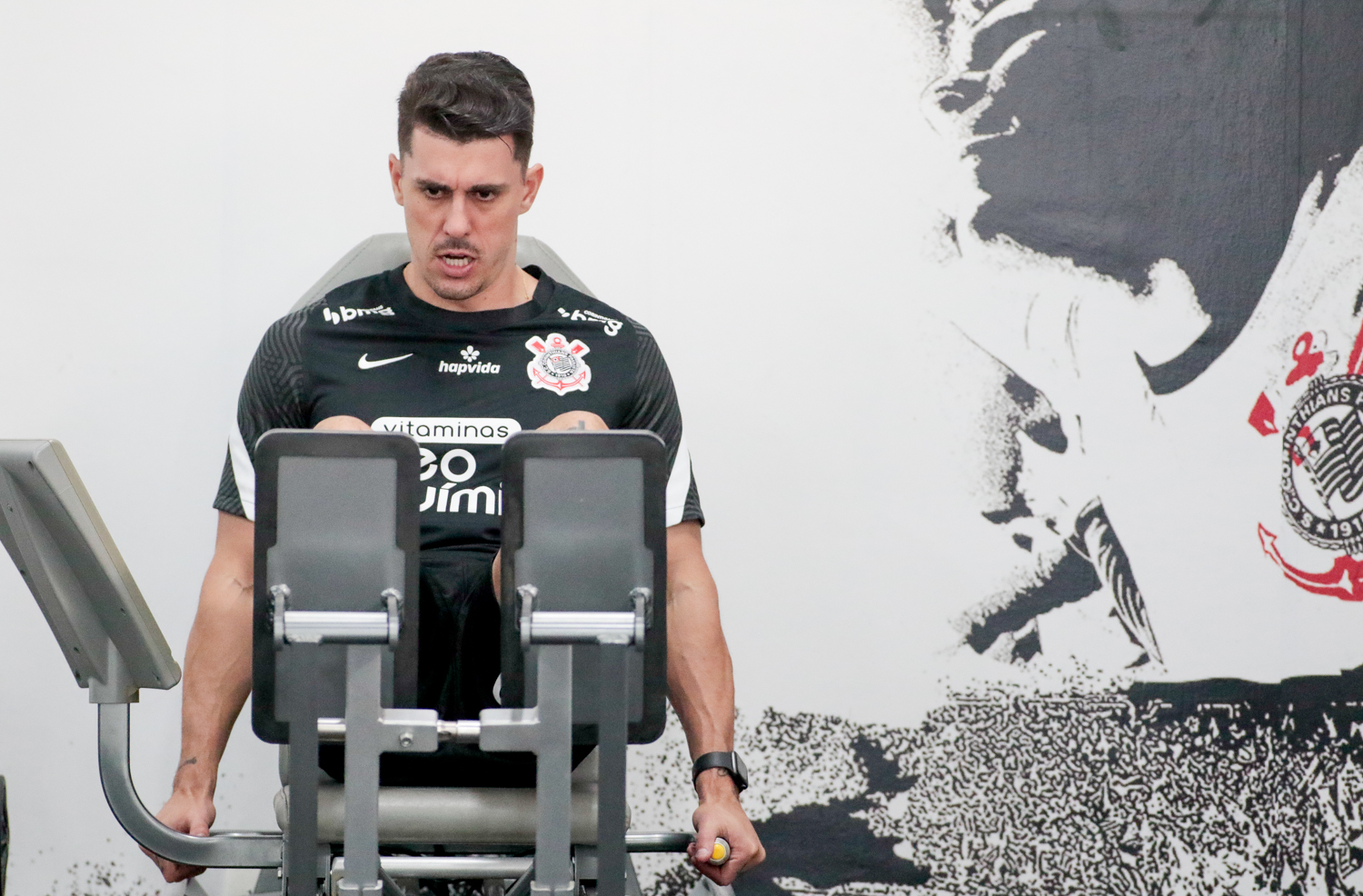 Avelar não continuará no Corinthians em 2022 -
