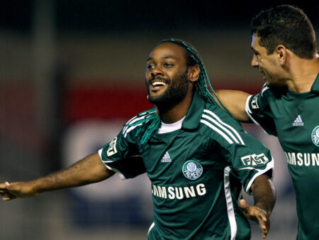 Love sofreu rejeição na última passagem pelo Palmeiras -