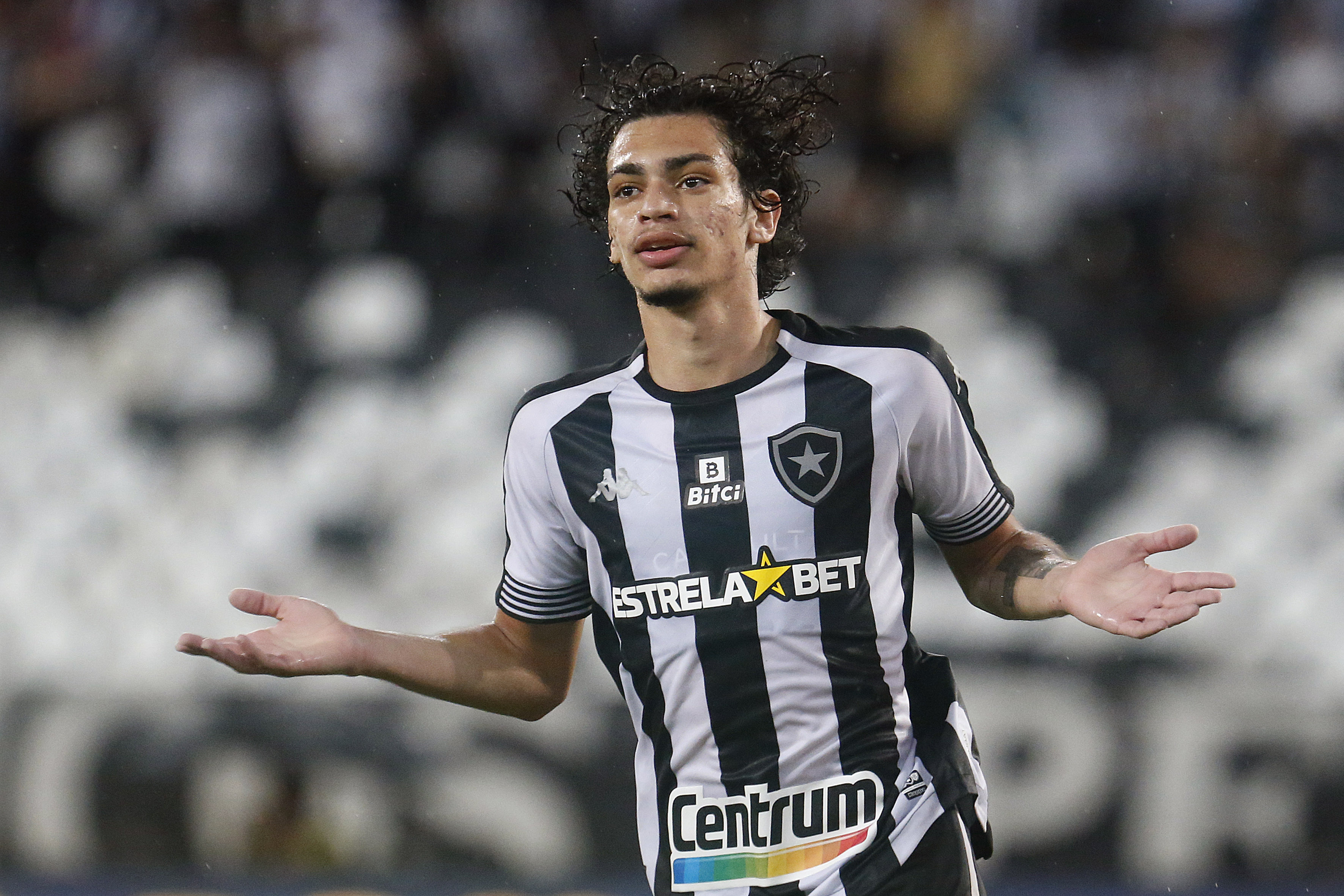 Quem é Matheus Nascimento, a nova joia precoce do Botafogo