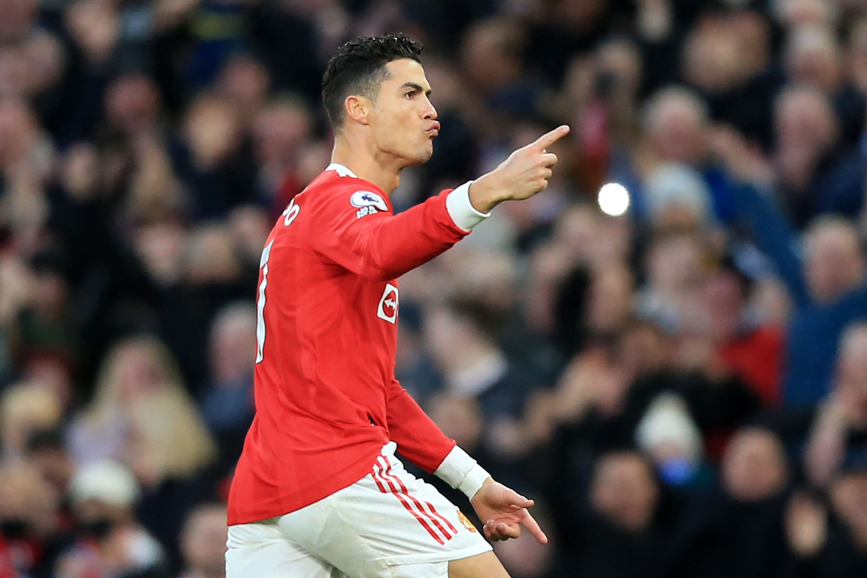 Cristiano Ronaldo marcou três gols na vitória sobre o Tottenham