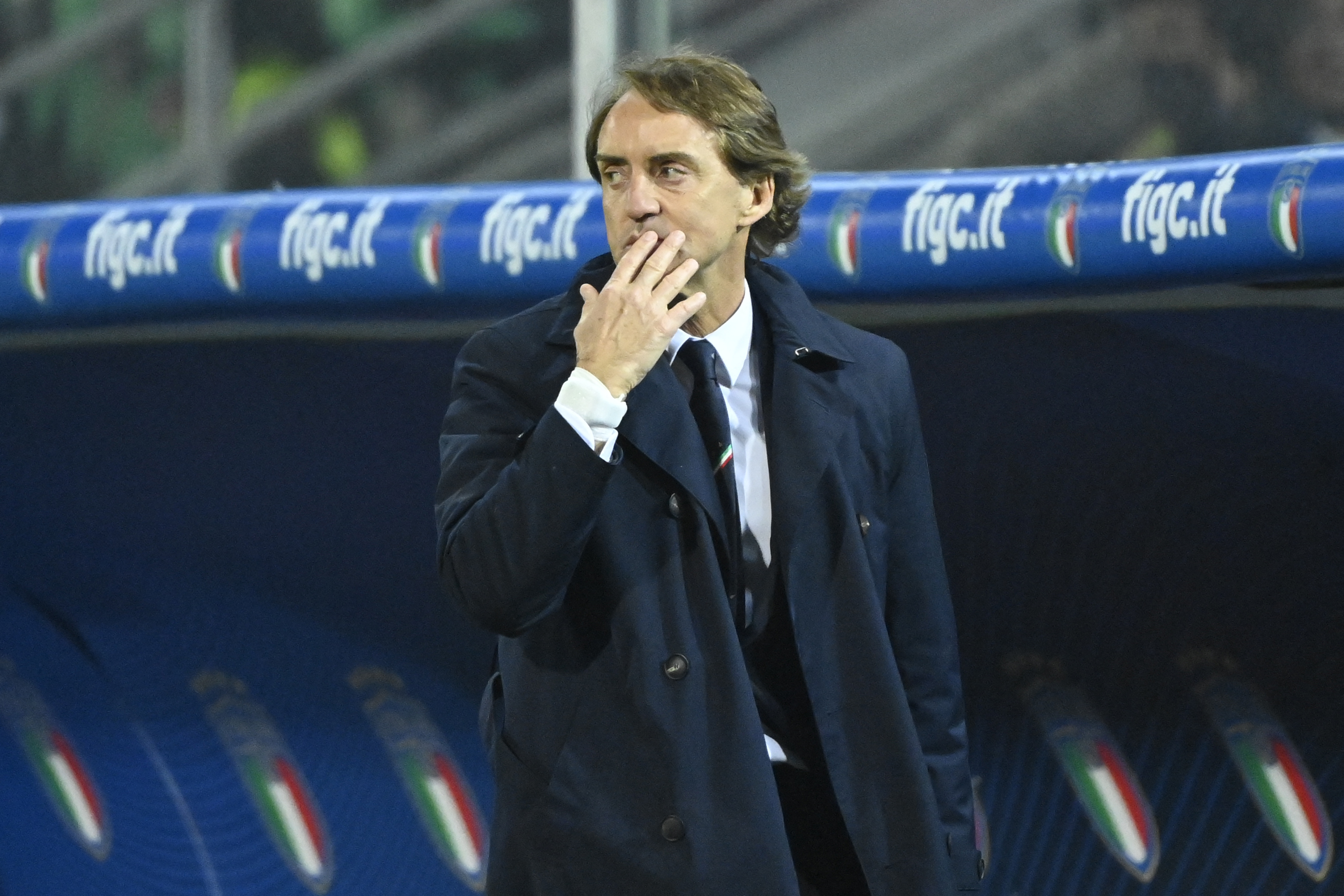 Mancini indica permanência na seleção italiana após queda na repescagem