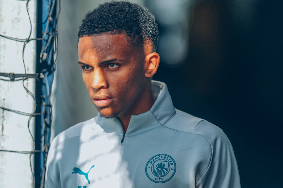 Prodígio, Kayky ganha espaço com Guardiola no City -