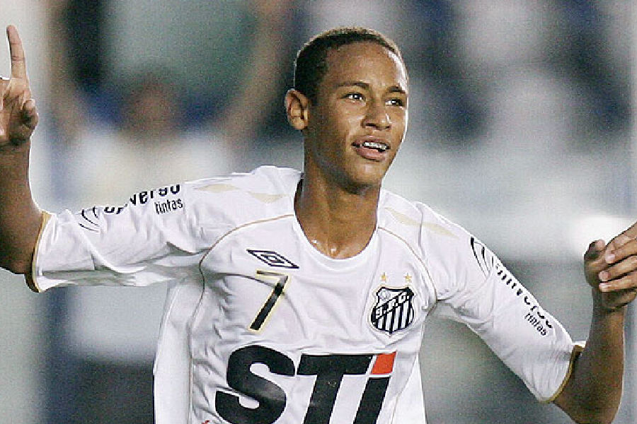 Mesmo com Neymar, Santos sucumbiu em 2009 -