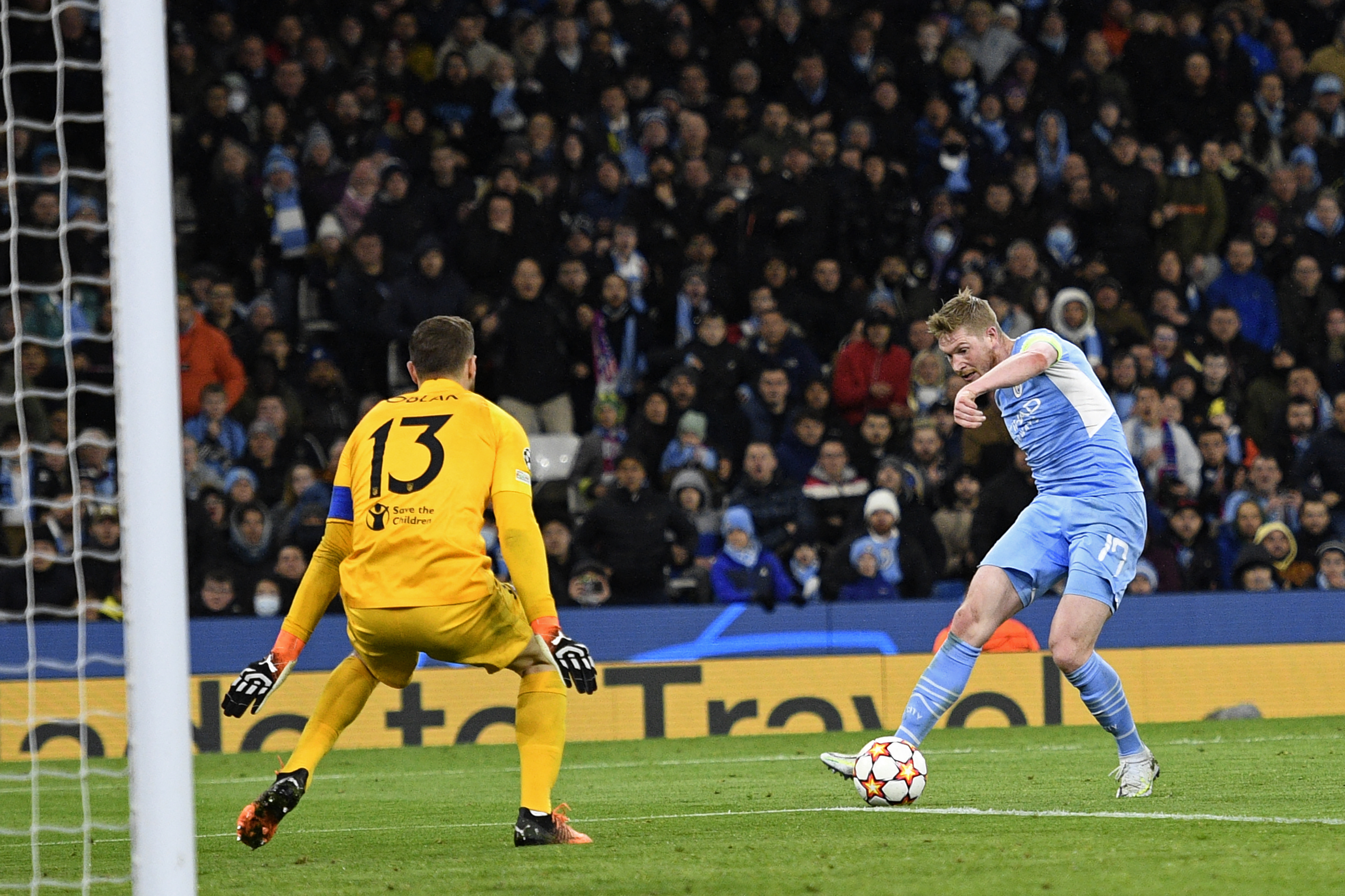 Kevin De Bruyne marca para o Manchester City contra o Atlético de Madri pela Liga dos Campeões -