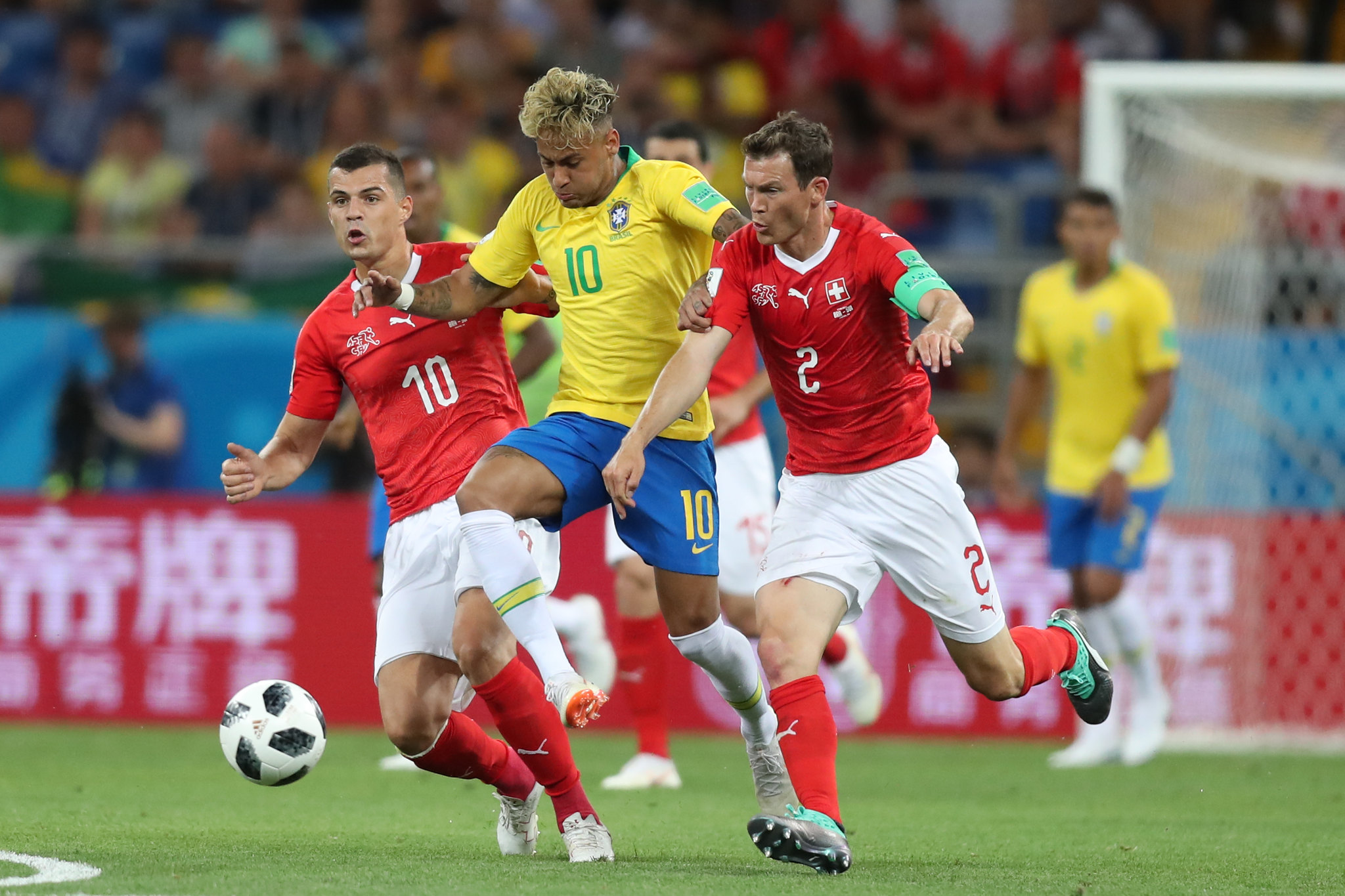 Neymar em duelo contra a Suíça na Copa da Rússia, em 2018 -