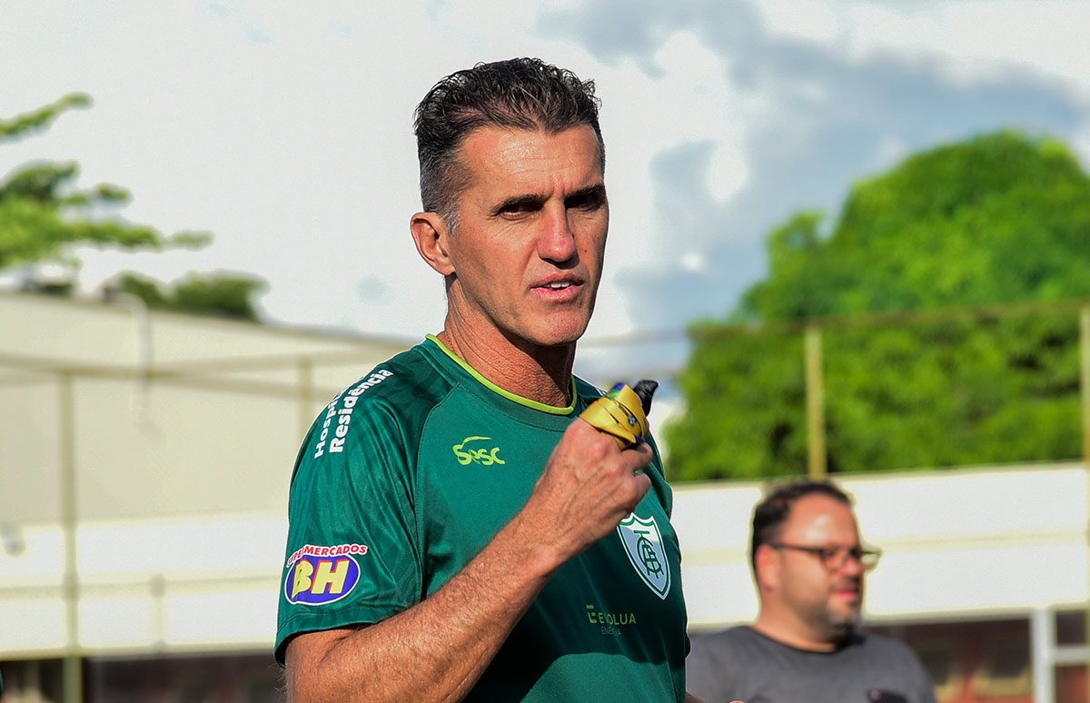 Vágner Mancini está de volta ao América-MG