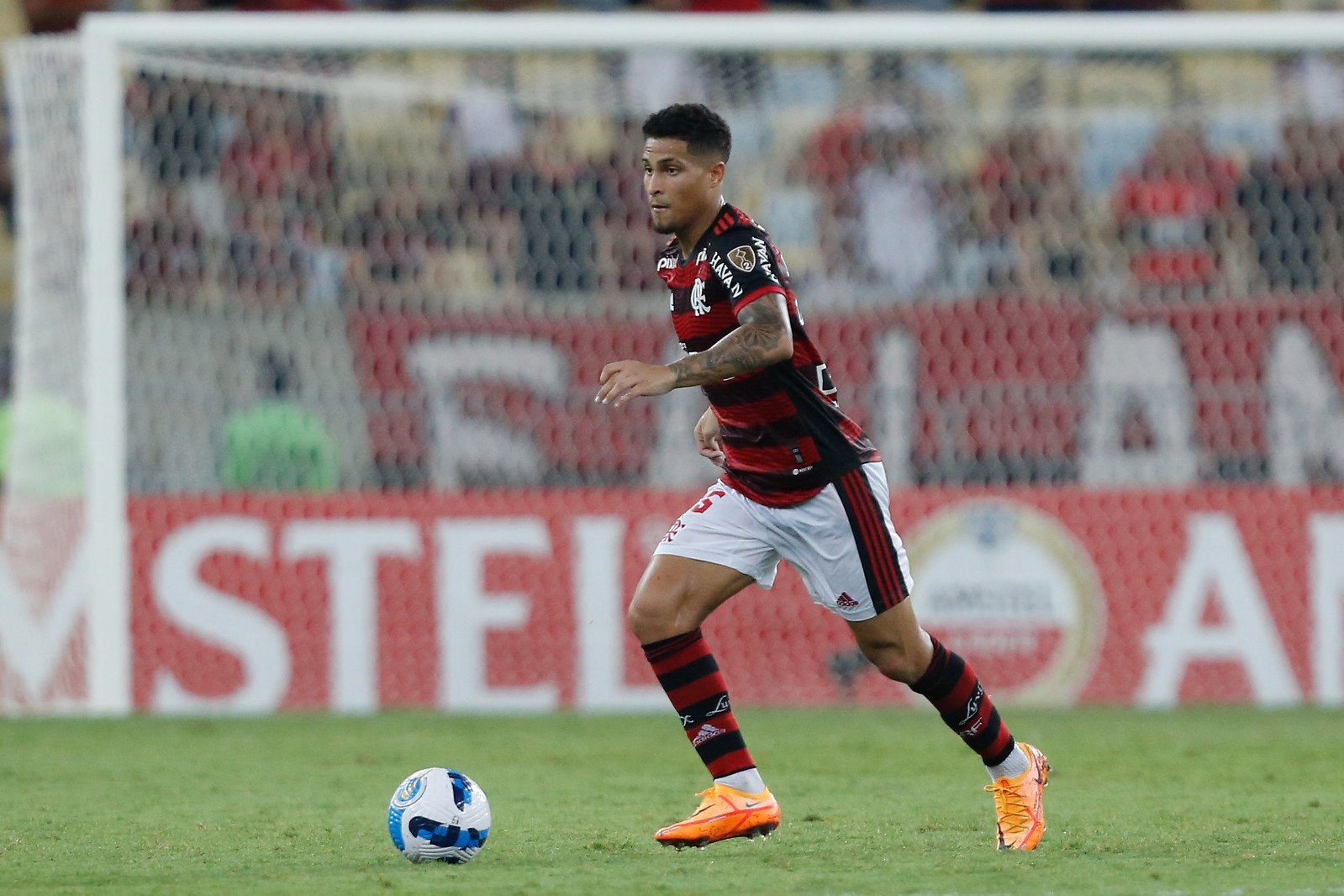 João Gomes é o xodó do Flamengo-