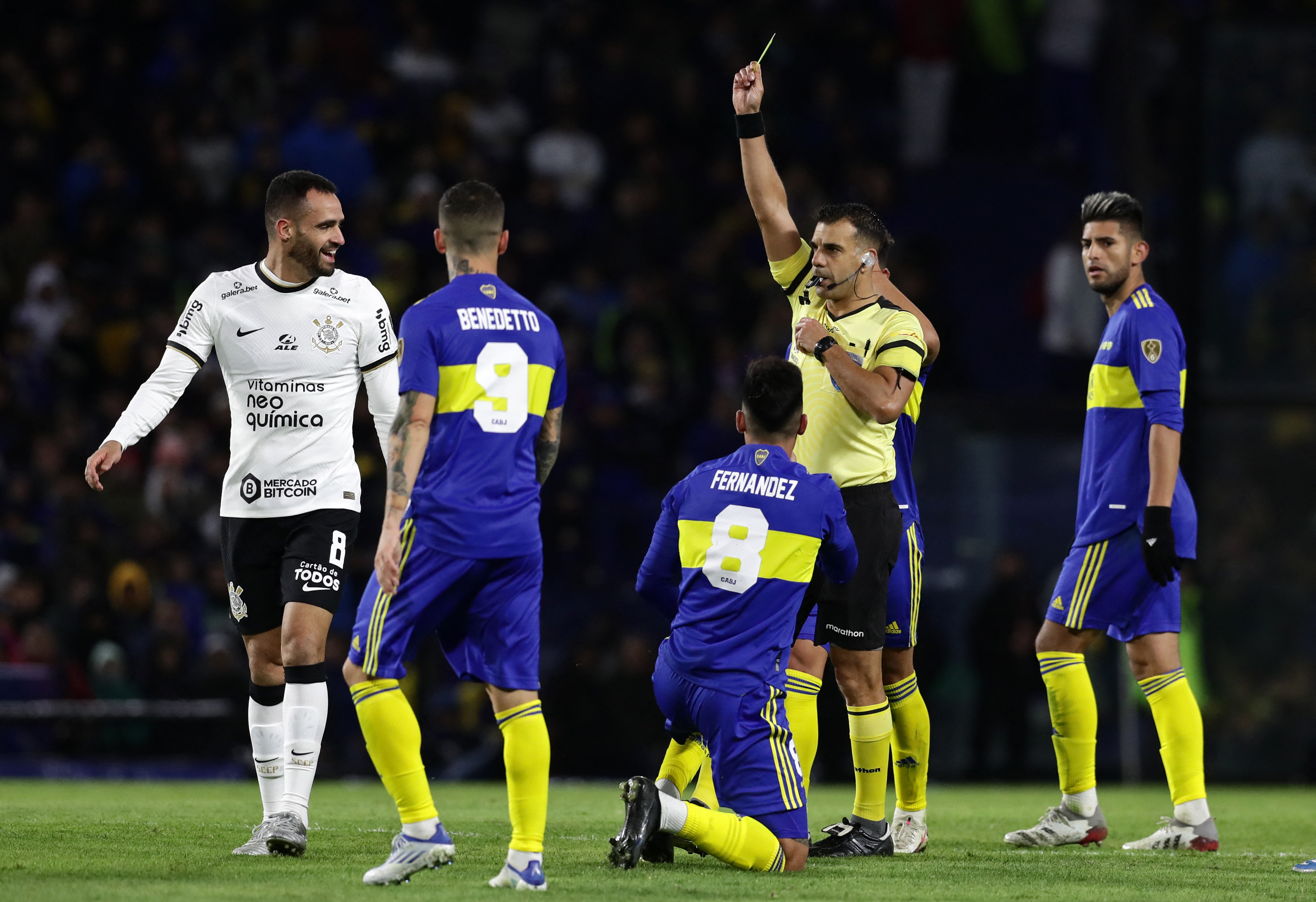 Árbitro Christian Ferreyra durante Boca x Corinthians na Bombonera