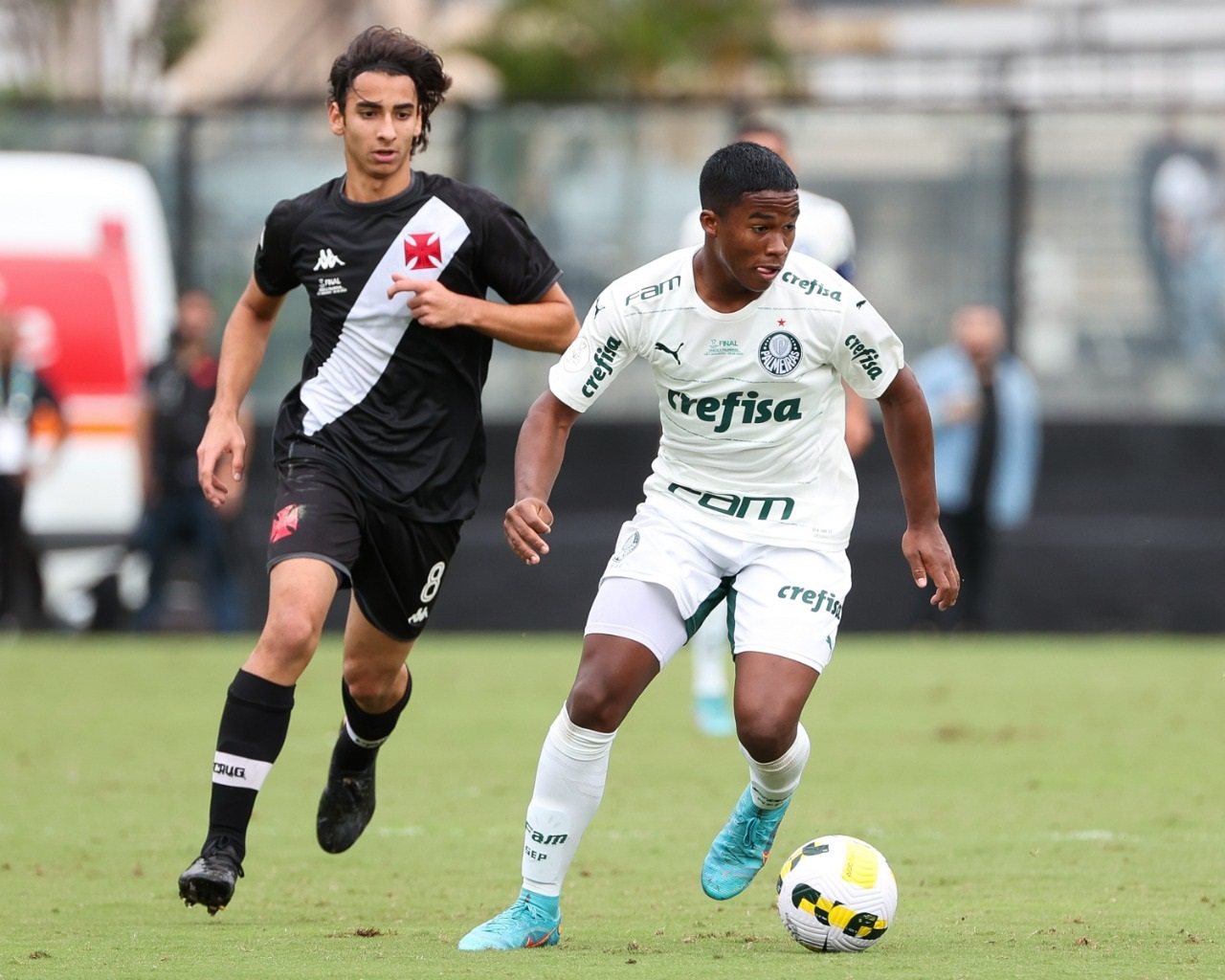 Com gols de Endrick, Palmeiras é campeão da Copa do Brasil Sub-17