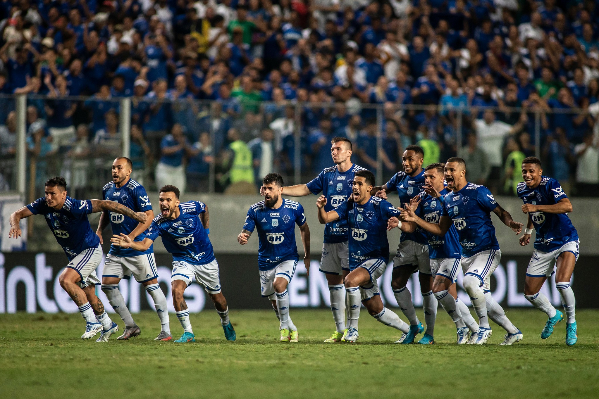 Cruzeiro lidera Série B com melhor aproveitamento de todas as divisões