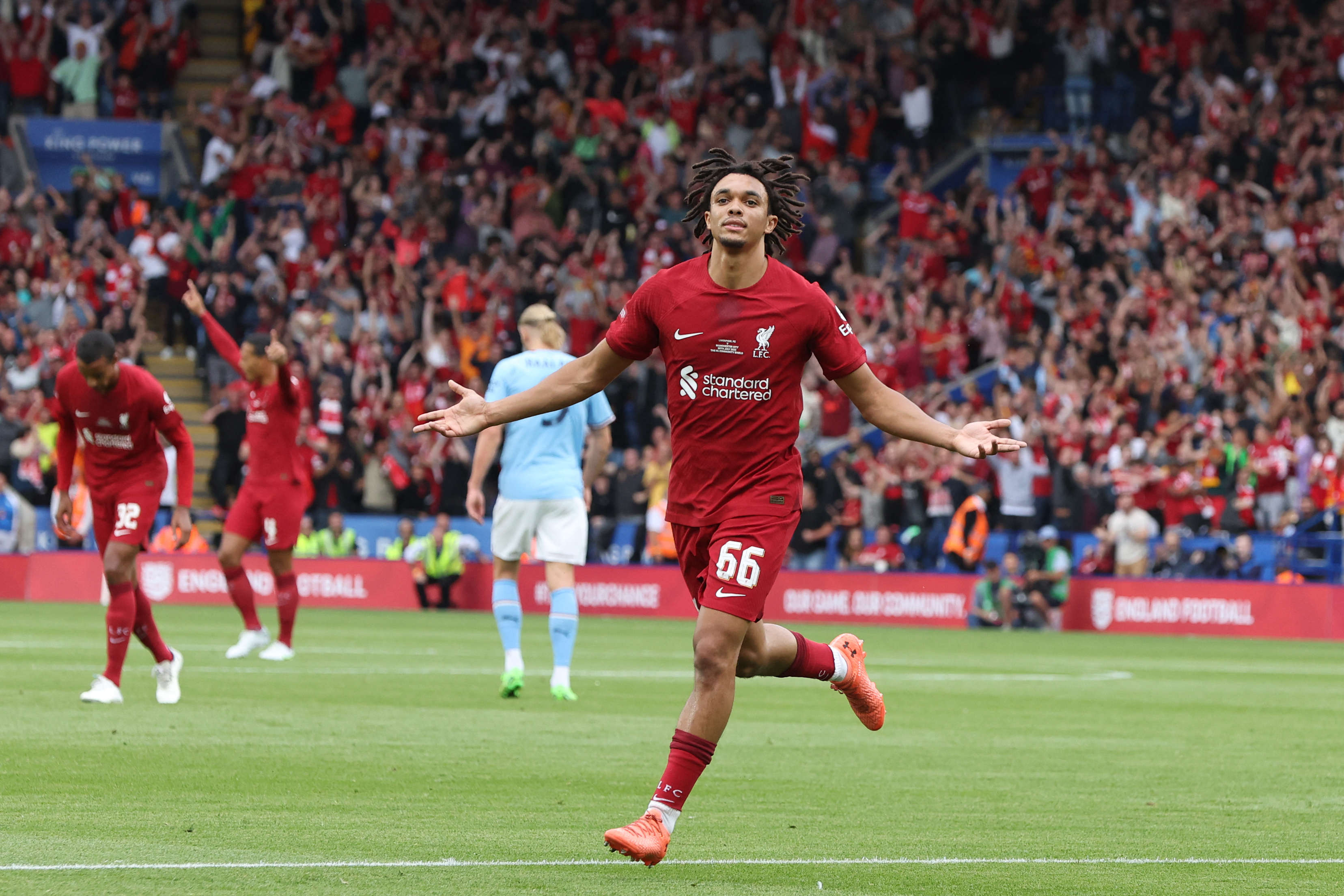 Liverpool bate Manchester City e conquista a Supercopa da Inglaterra