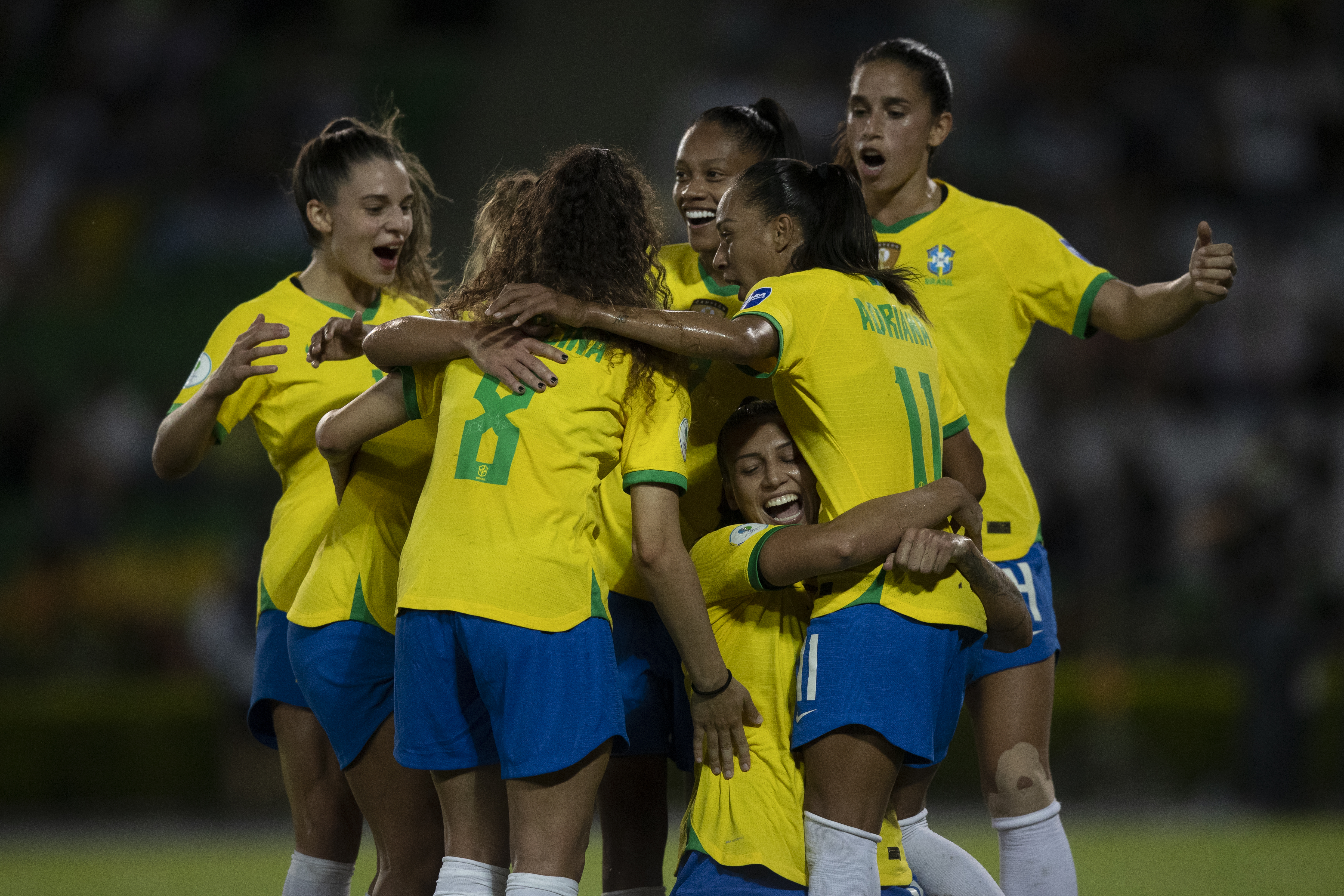 Brasil estreia na Copa América com vitória diante da Argentina