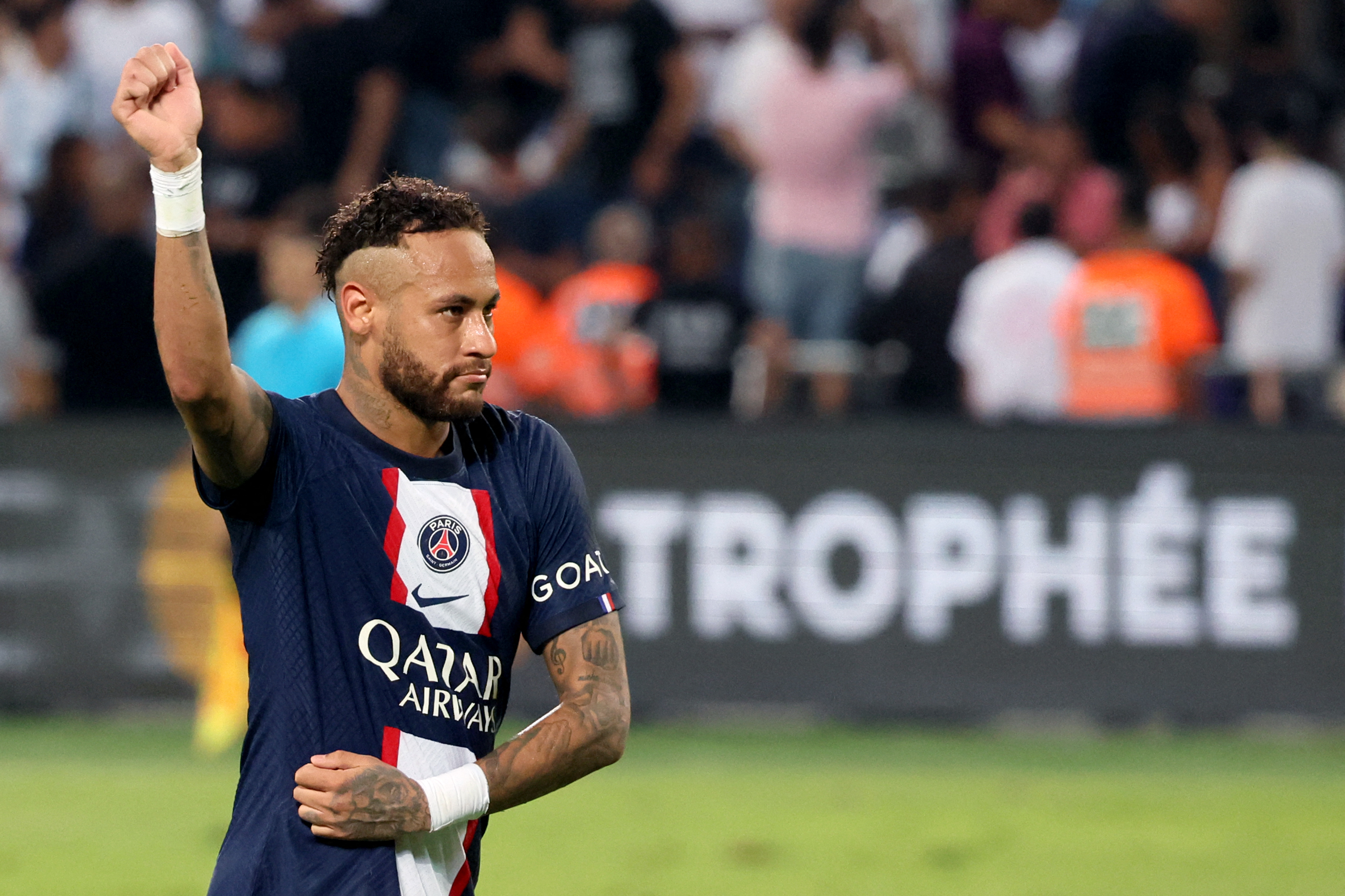 Neymar tem atuação elogiada na Supercopa: generoso, boa forma e nota 8,5