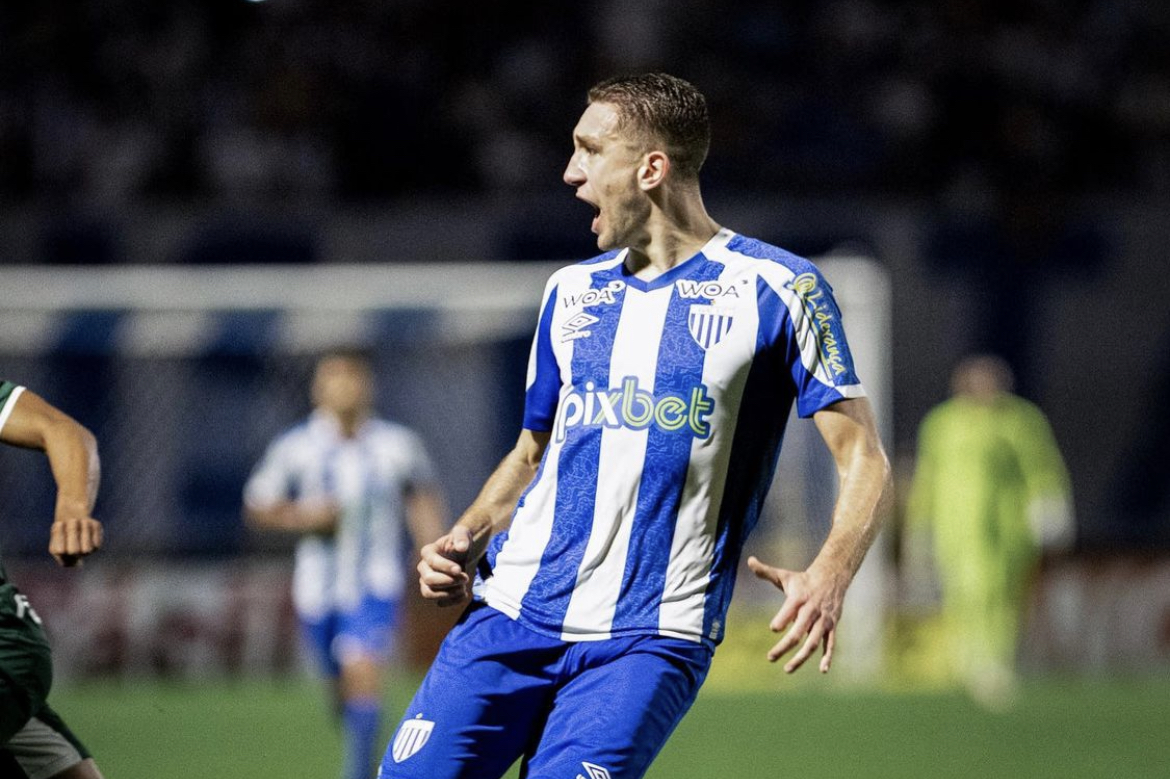 Arthur Chaves, do Avaí -