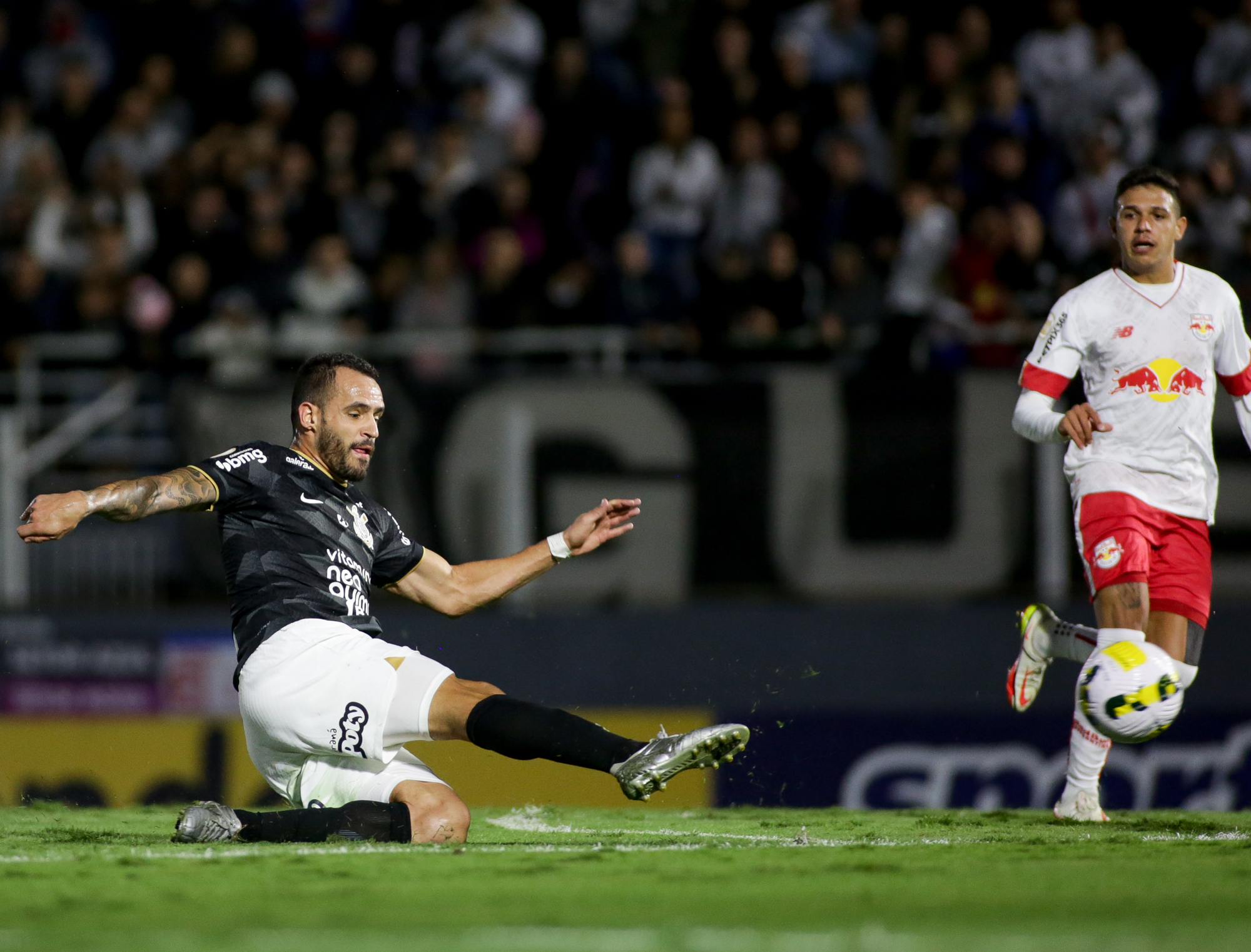 Corinthians x Bragantino: onde assistir ao Brasileirão nesta segunda-feira