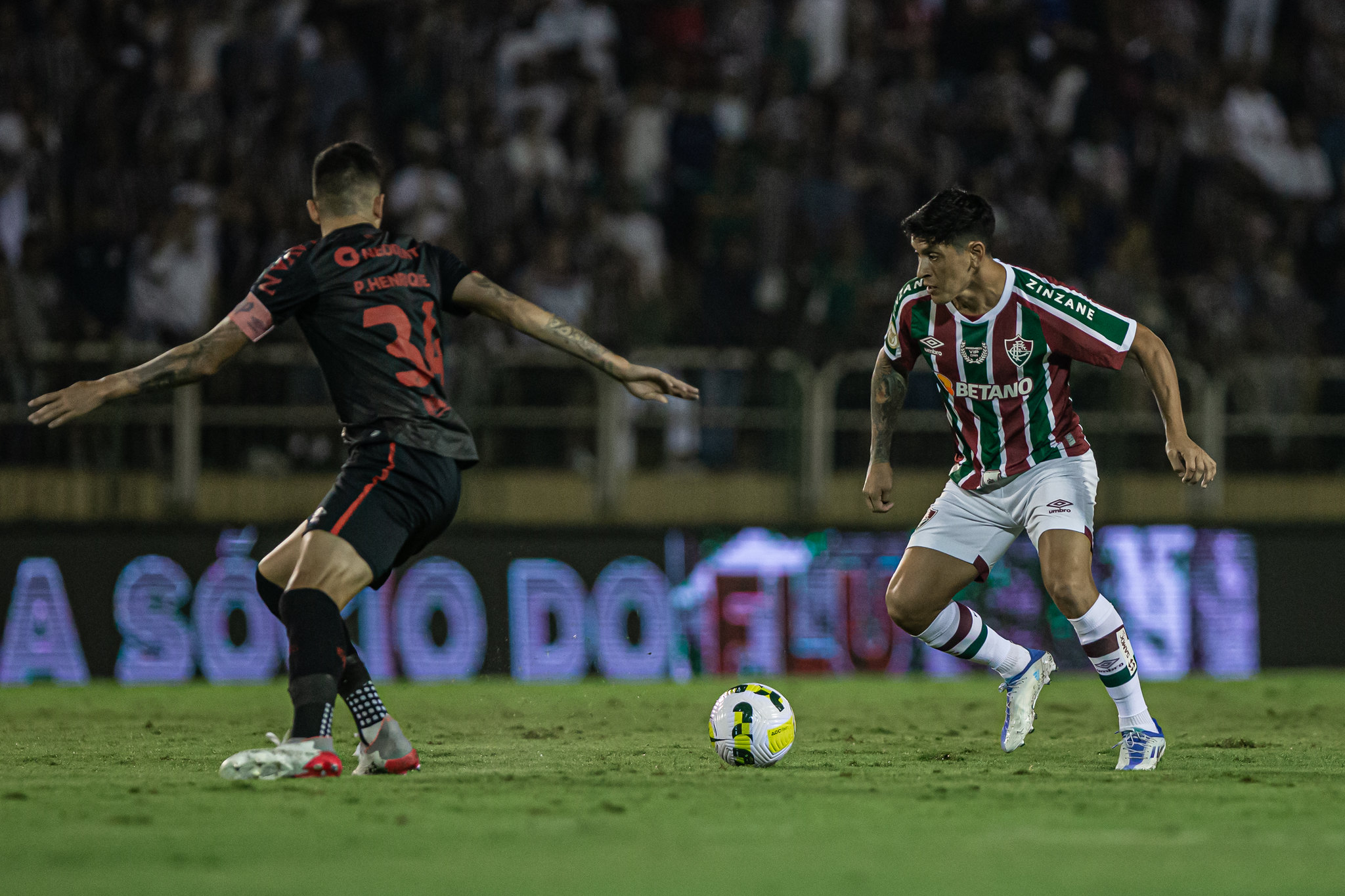 Athletico Paranaense - Dia de Furacão no #Brasileirão! PRA CIMA