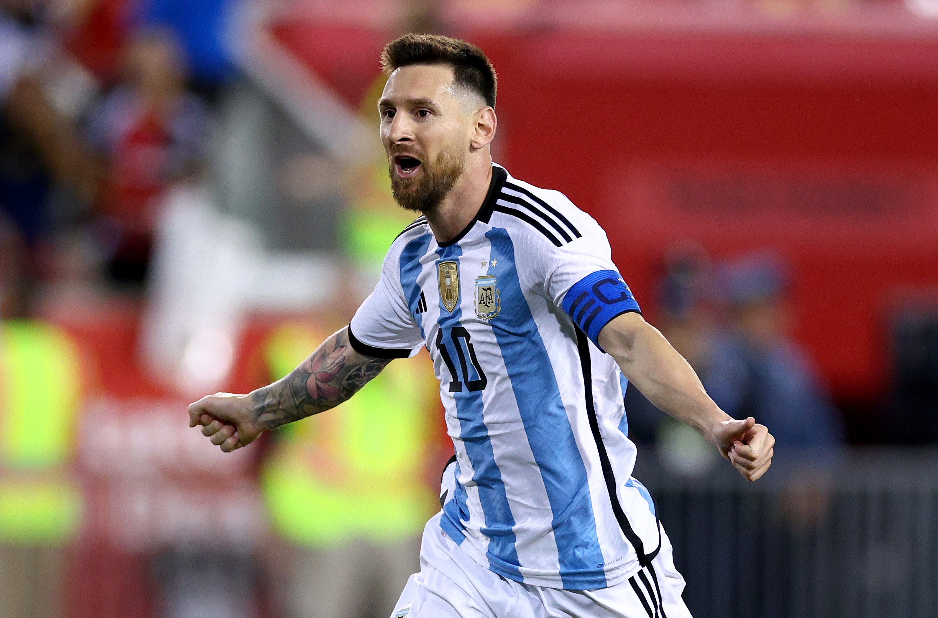 Messi é eleito o melhor jogador de todos os tempos por revista