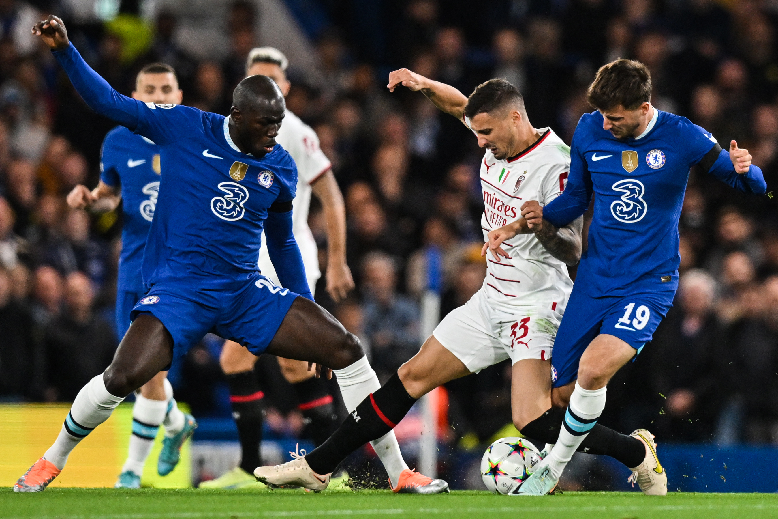 Milan x PSG: onde assistir ao jogo da UEFA Champions League