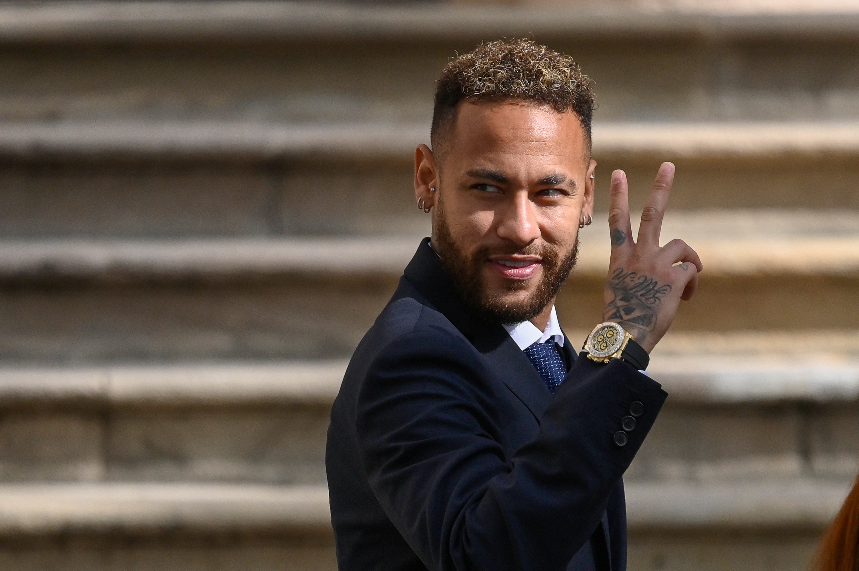 Promotoria retira acusações contra Neymar por transferência ao Barcelona