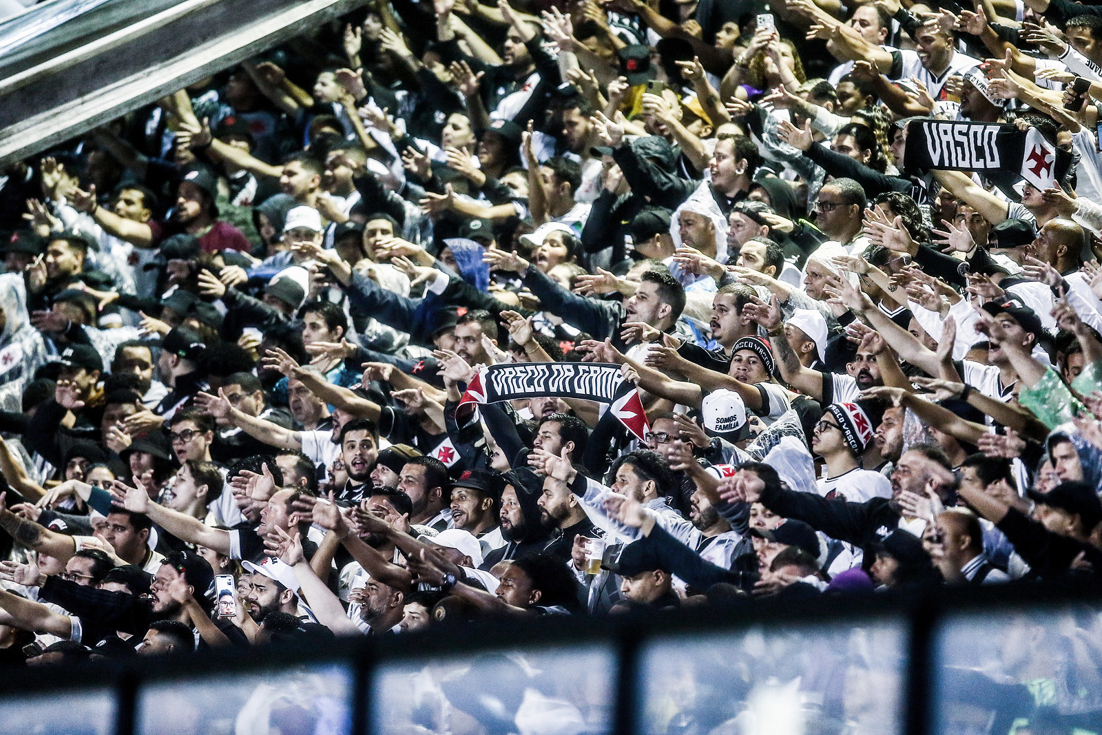 Vasco tem sequência difícil -