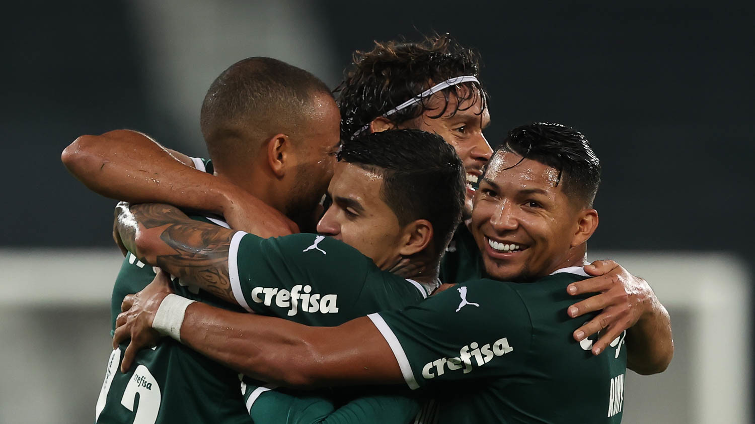 Scarpa, Mayke e Dudu marcaram para o Palmeiras -