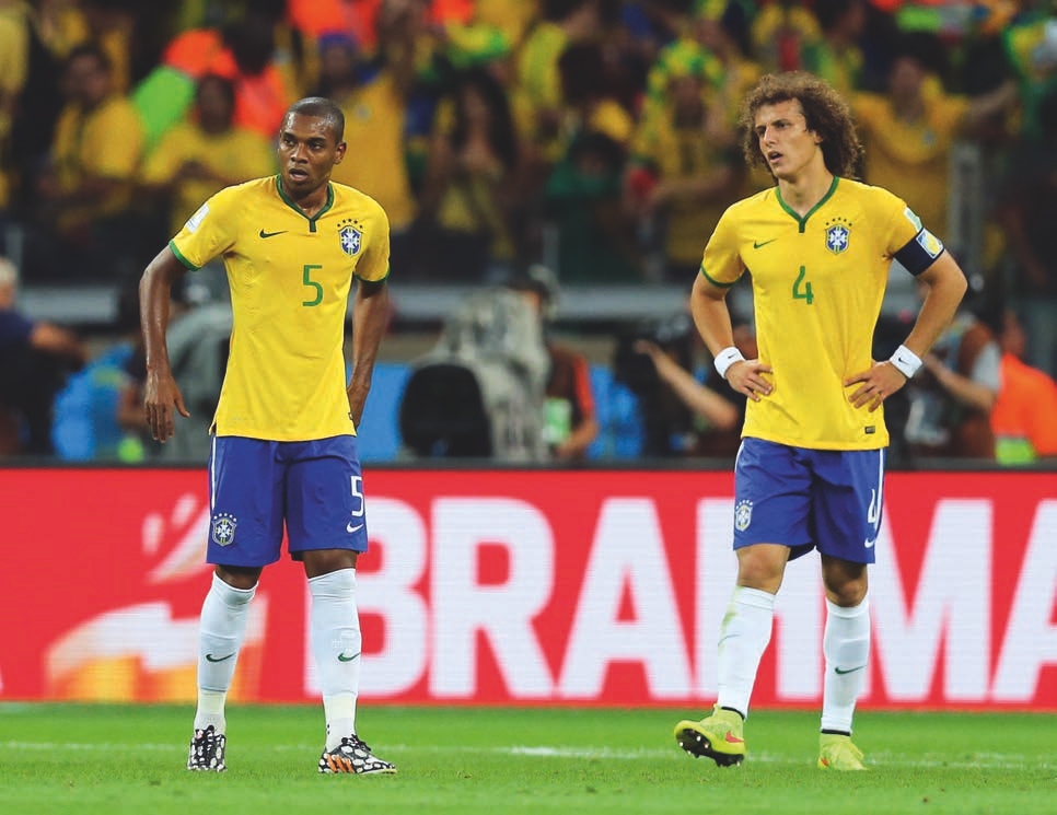 David Luiz e Fernandinho, marcados no 7×1, se redimem pela ‘glória eterna’