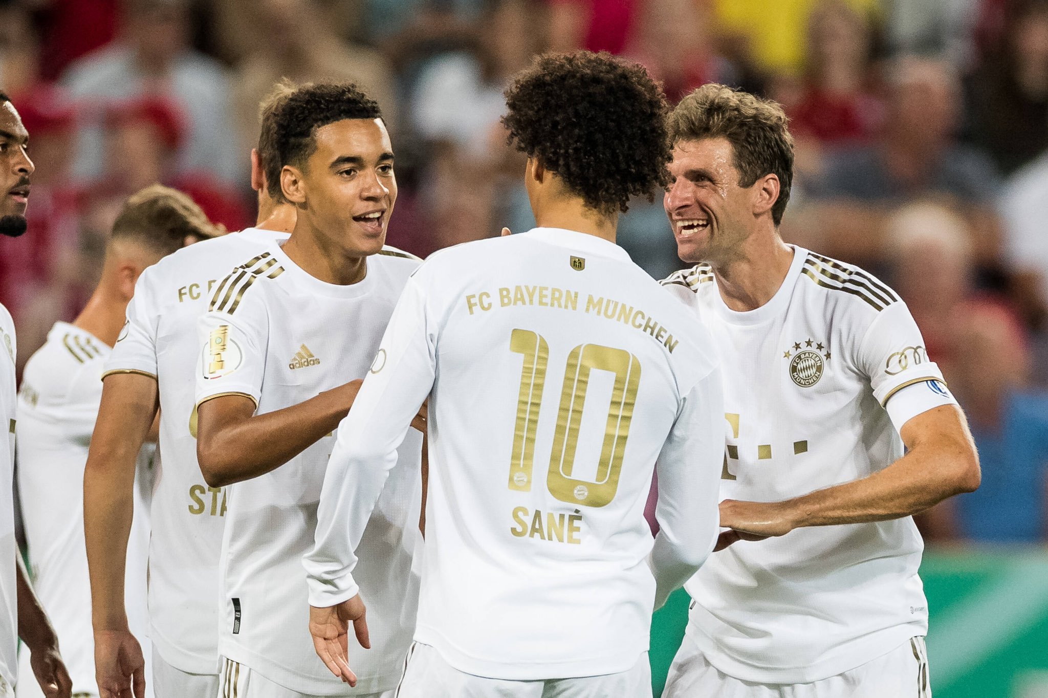 Musiala, Sané e Thomas Muller jogadores do Bayern