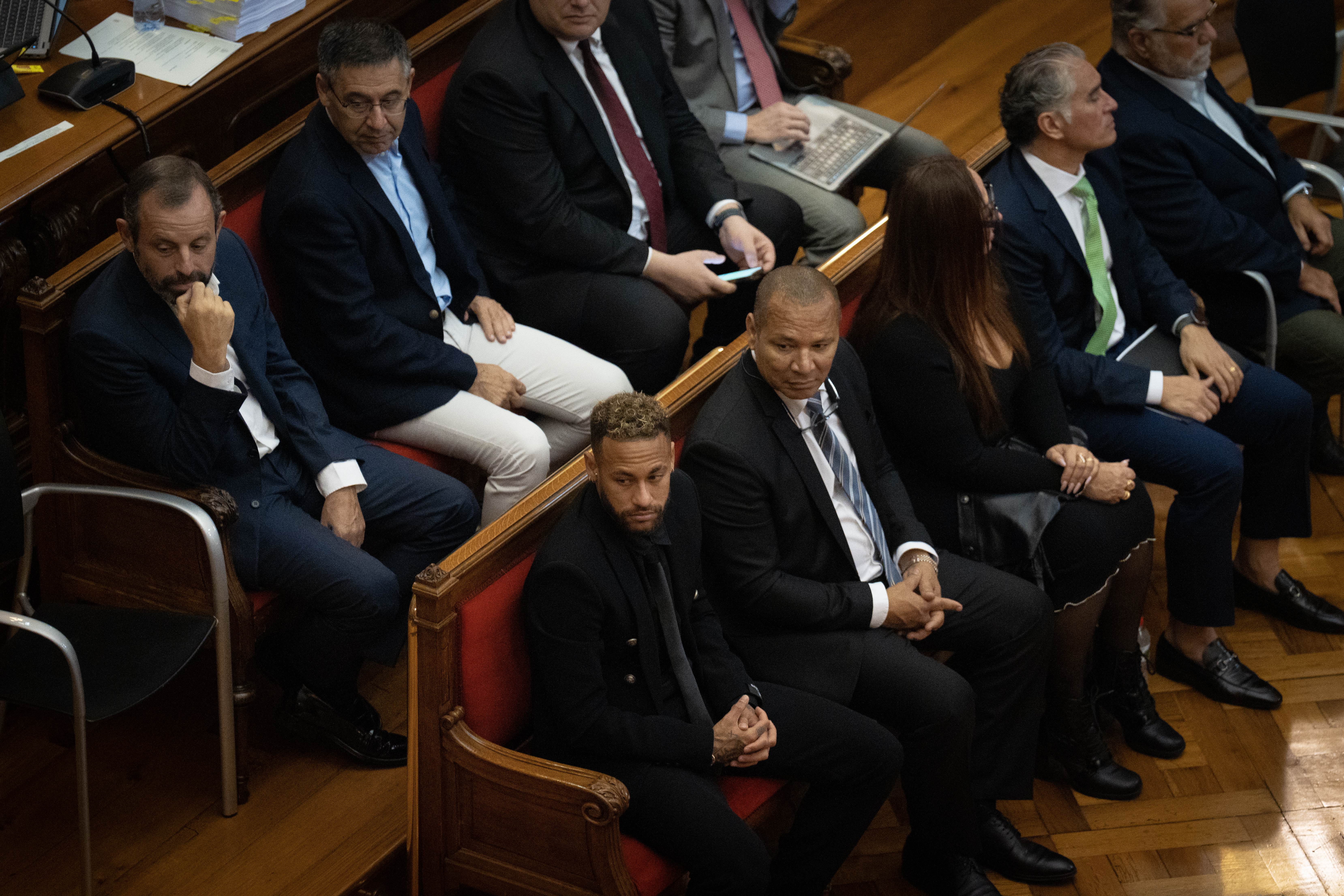 Neymar participa de julgamento sobre fraude e corrupção na Espanha