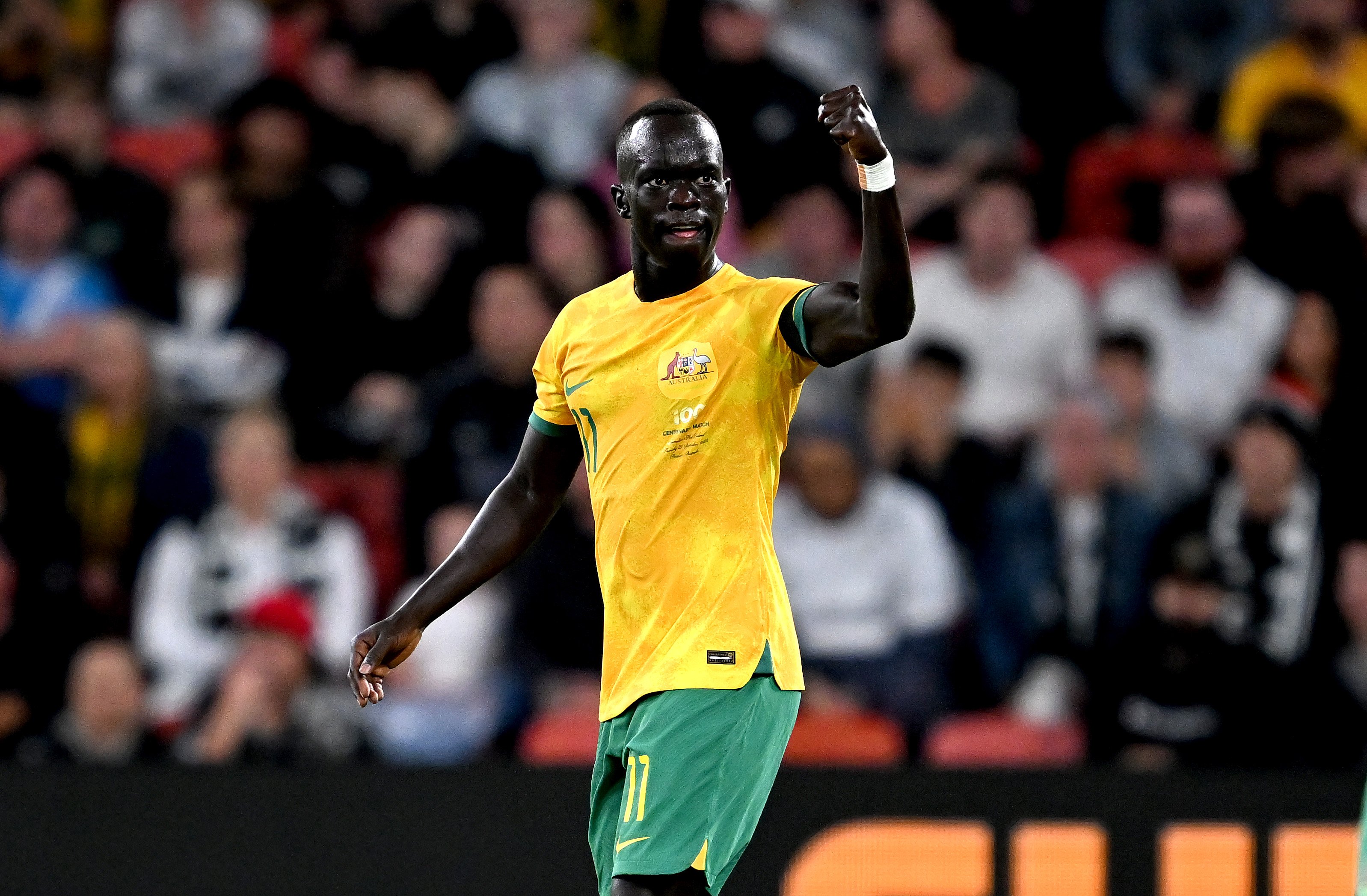 Do campo de refugiados à Copa: a história do australiano Awer Mabil